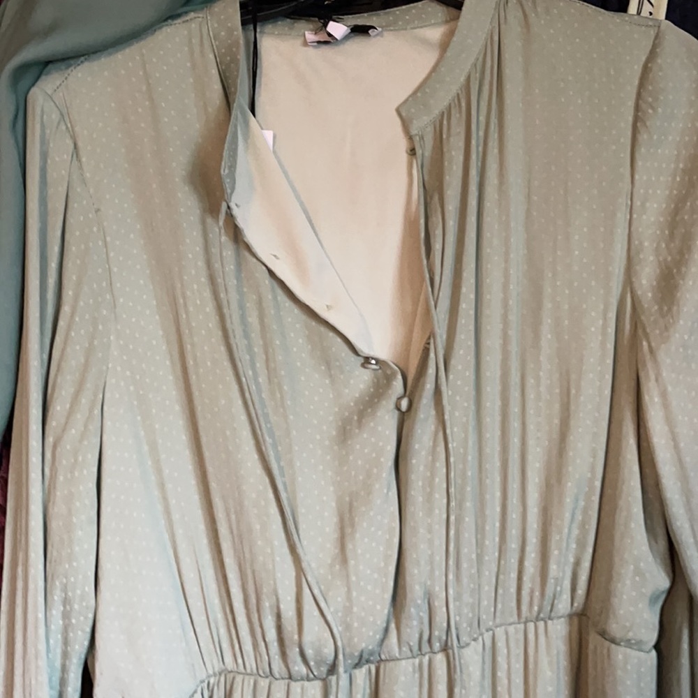 Green NSR NWT DRESS 👗 - Picture 10 of 13